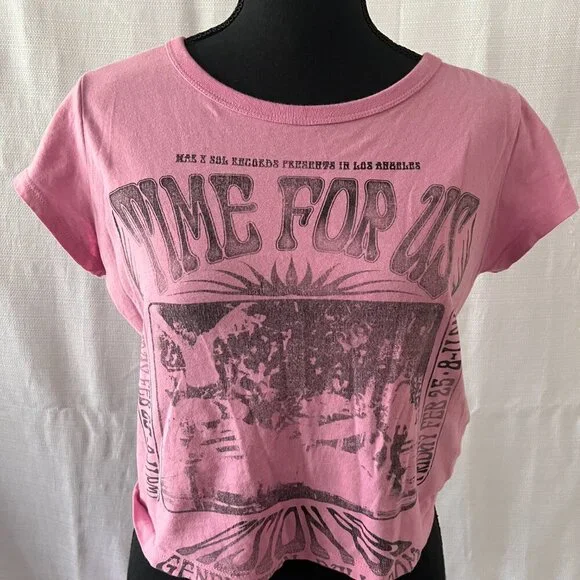 Hollister Pink Cropped Vintage Top Time For Us super cute summer tee - 0324 - Picture 2 of 5